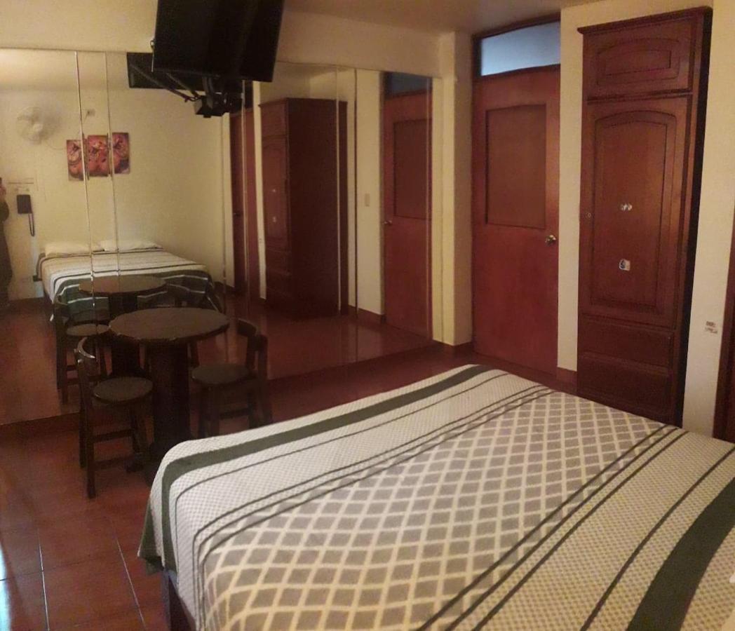Hostal Suenos Lima Kültér fotó