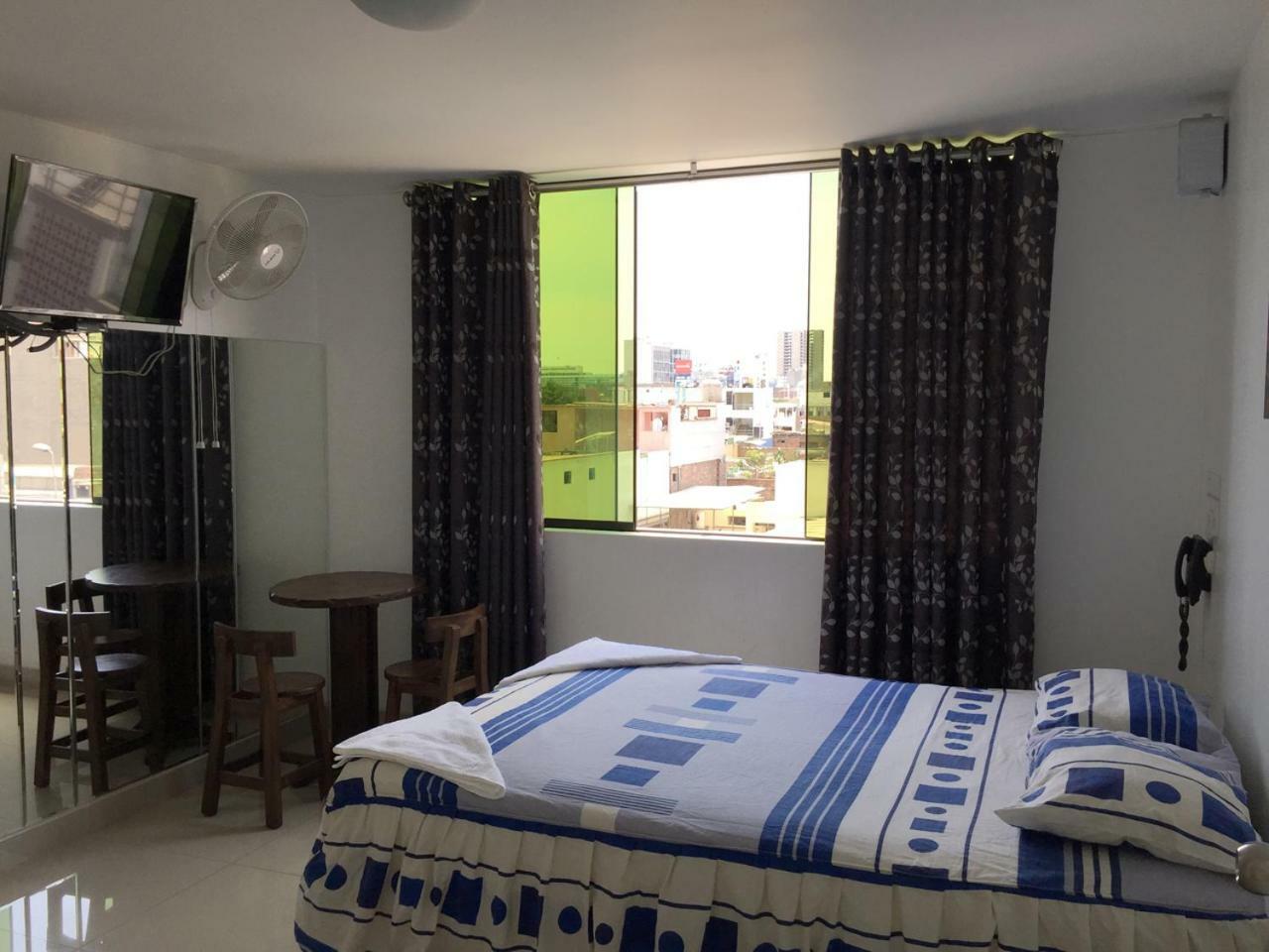 Hostal Suenos Lima Kültér fotó